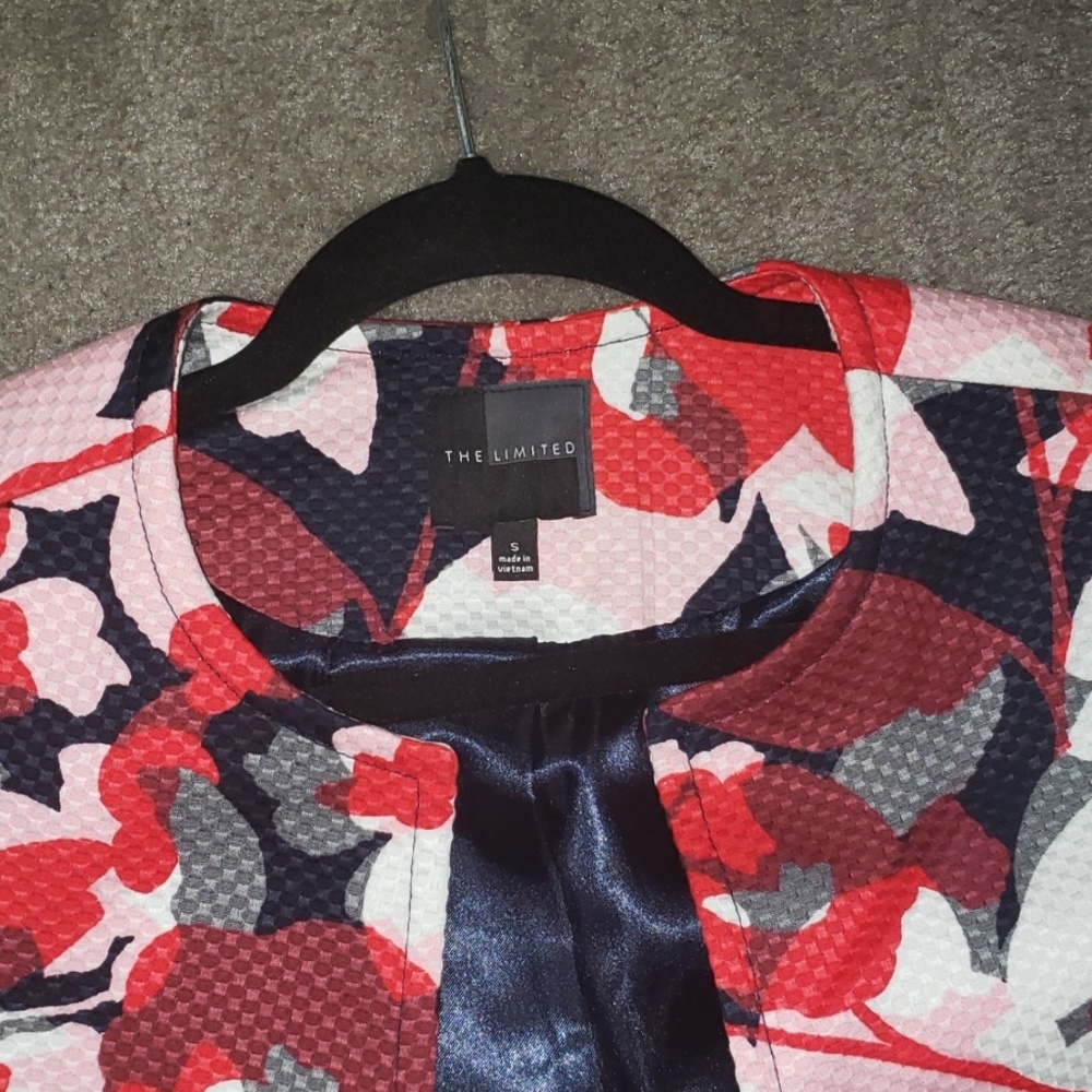 Coat - Picture 3 of 4